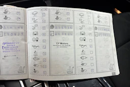 Sininen BMW 520 2011 kuva 17.