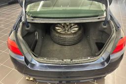 Sininen BMW 520 2011 kuva 30.