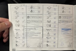 musta BMW 520 2011 kuva 21.