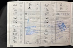 musta BMW 520 2011 kuva 23.