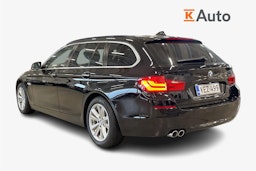musta BMW 520 2011 kuva 2.