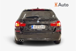 musta BMW 520 2011 kuva 3.