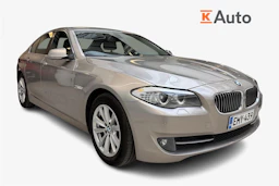 harmaa BMW 520 2012 kuva 1.