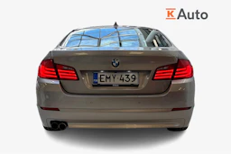 harmaa BMW 520 2012 kuva 4.