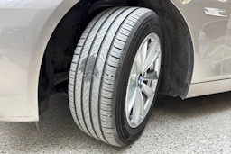 harmaa BMW 520 2012 kuva 13.