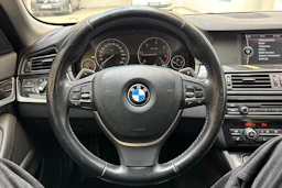 harmaa BMW 520 2012 kuva 17.