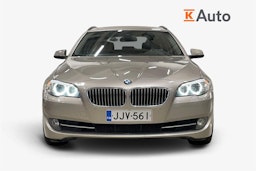 harmaa BMW 520 2012 kuva 5.