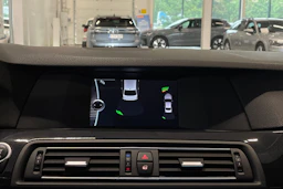 musta BMW 520 2012 kuva 19.