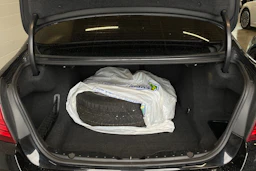 musta BMW 520 2012 kuva 24.