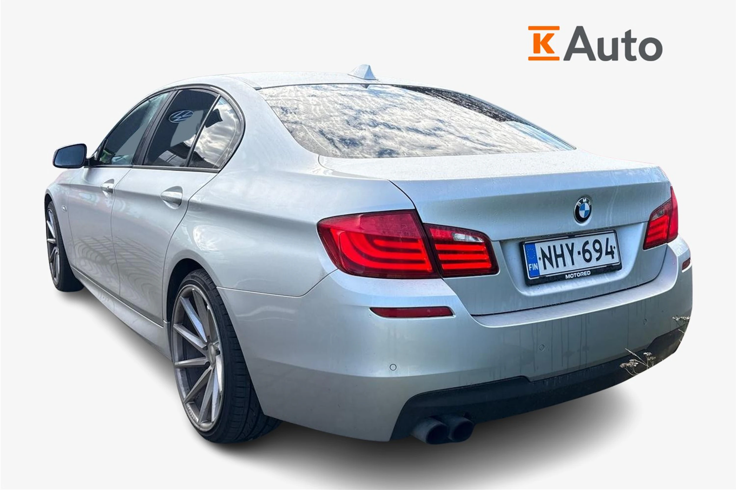 harmaa BMW 520 2012 kuva 2.