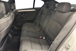 harmaa BMW 520 2012 kuva 8.