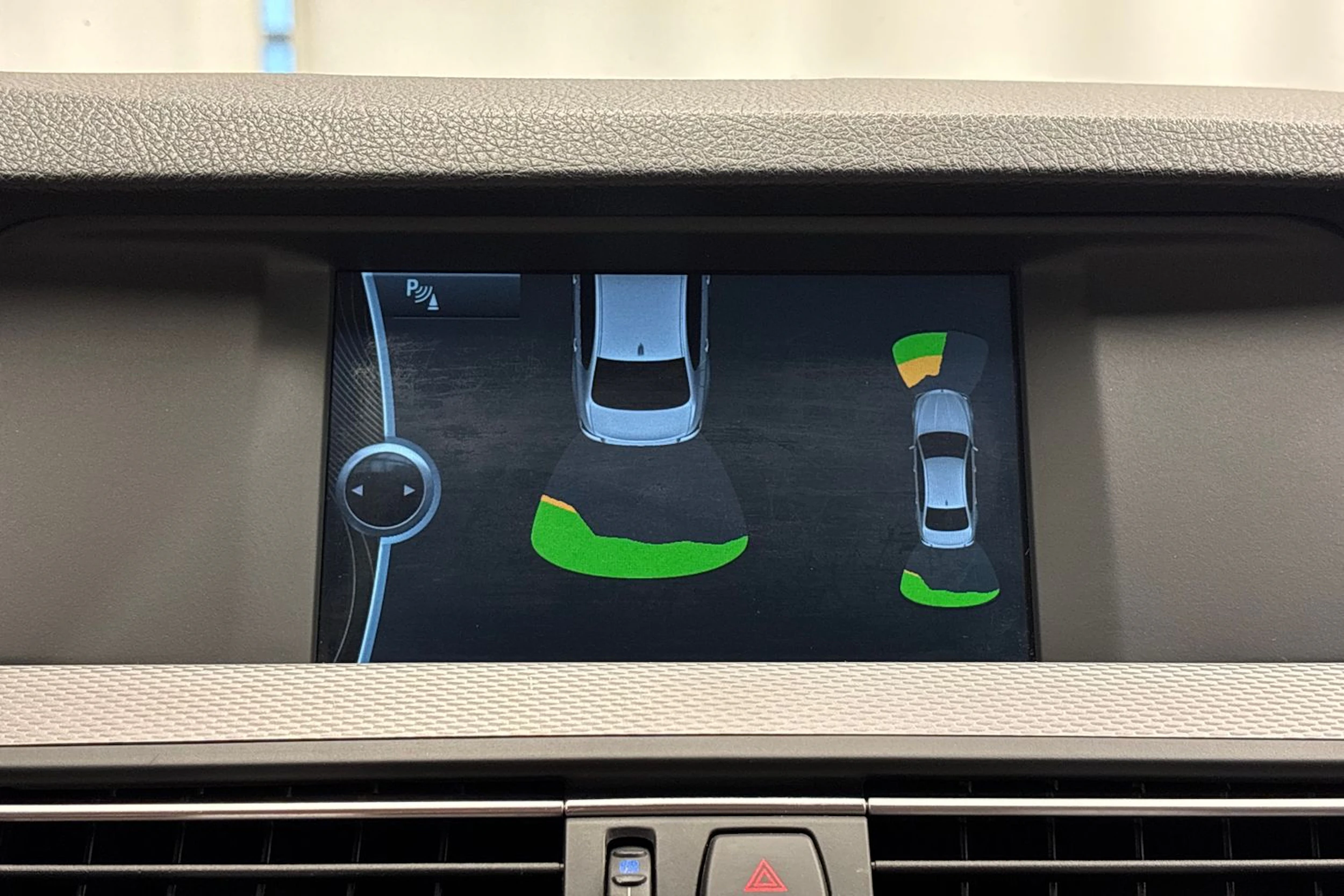 harmaa BMW 520 2012 kuva 17.
