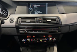 Valkoinen BMW 520 2012 kuva 19.