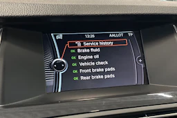 musta BMW 520 2013 kuva 21.
