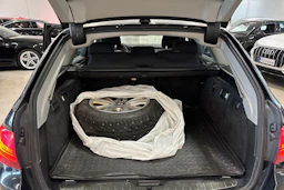 musta BMW 520 2013 kuva 27.