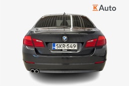 harmaa BMW 520 2013 kuva 3.