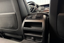 harmaa BMW 520 2013 kuva 14.