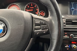 harmaa BMW 520 2013 kuva 23.