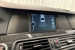 harmaa BMW 520 2013 kuva 26.