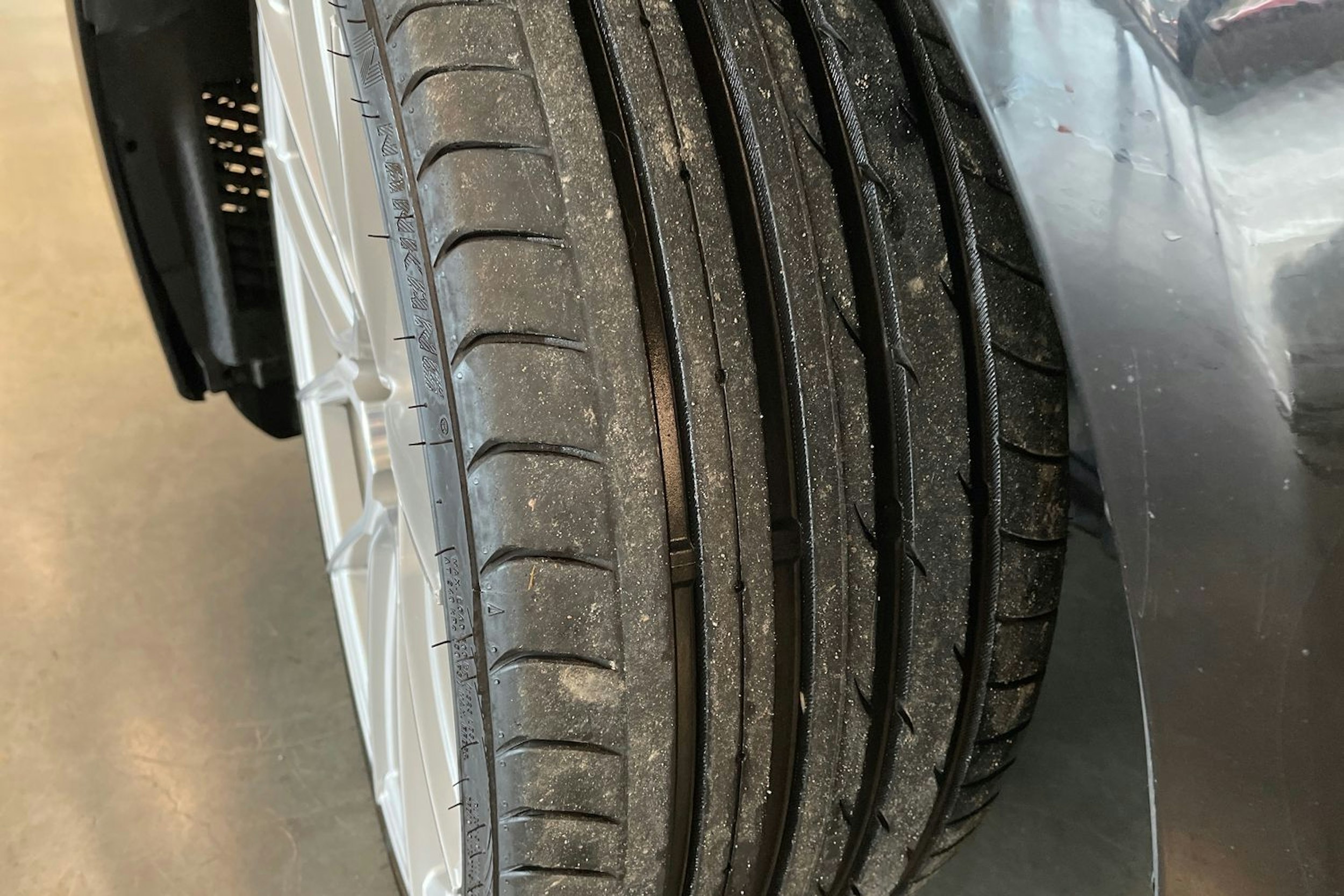 musta BMW 520 2013 kuva 13.