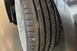 musta BMW 520 2013 kuva 13.