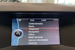 musta BMW 520 2013 kuva 21.