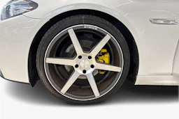 valkoinen BMW 520 2013 kuva 9.