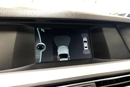 valkoinen BMW 520 2013 kuva 19.