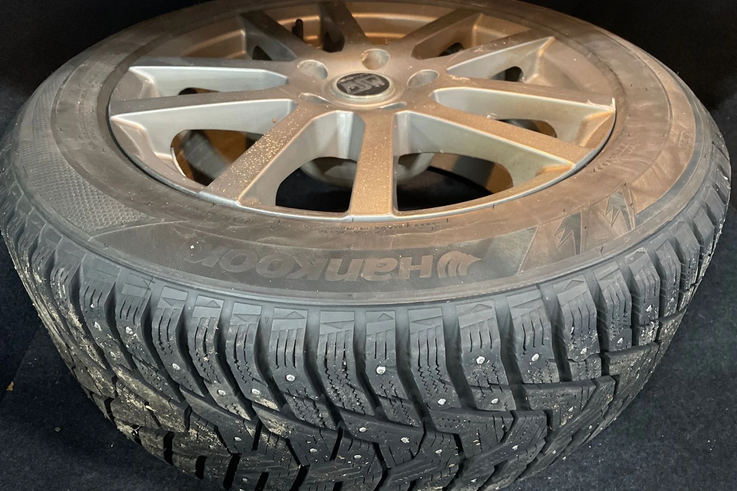 Musta BMW 520 2014 kuva 6.