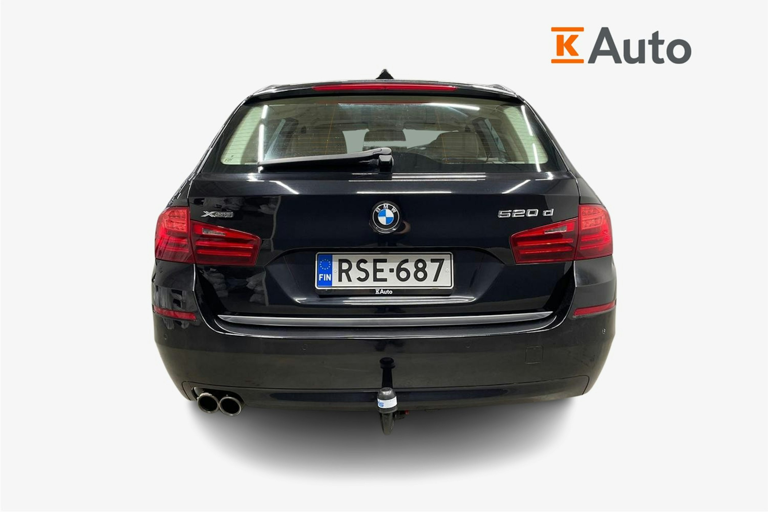 musta BMW 520 2014 kuva 3.
