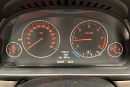 musta BMW 520 2014 kuva 16.