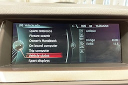 musta BMW 520 2014 kuva 17.