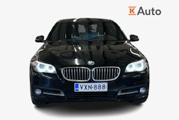 musta BMW 520 2014 kuva 4.
