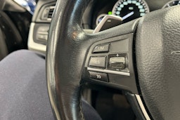 musta BMW 520 2014 kuva 13.