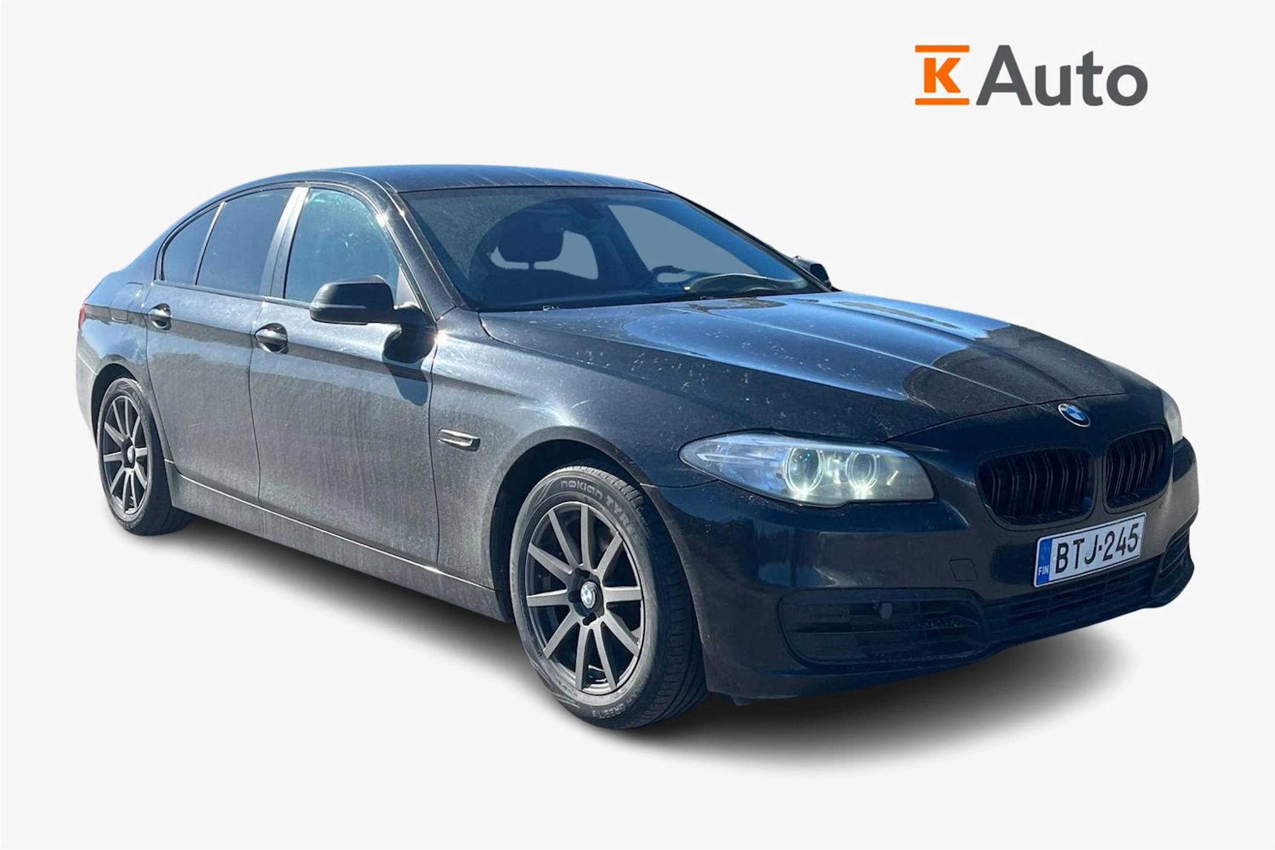 musta BMW 520 2015 kuva 1.