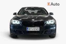 musta BMW 520 2015 kuva 4.