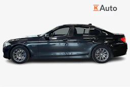 musta BMW 520 2015 kuva 5.