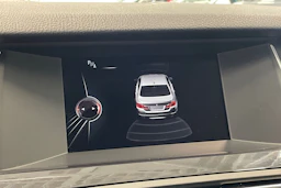 musta BMW 520 2015 kuva 18.