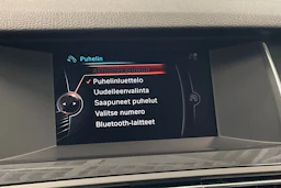 musta BMW 520 2015 kuva 20.