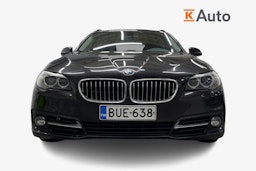 Harmaa BMW 520 2015 kuva 5.