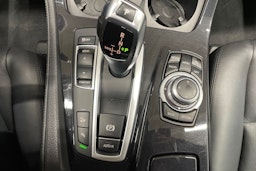 Harmaa BMW 520 2015 kuva 22.