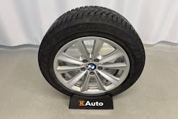 valkoinen BMW 520 2015 kuva 26.