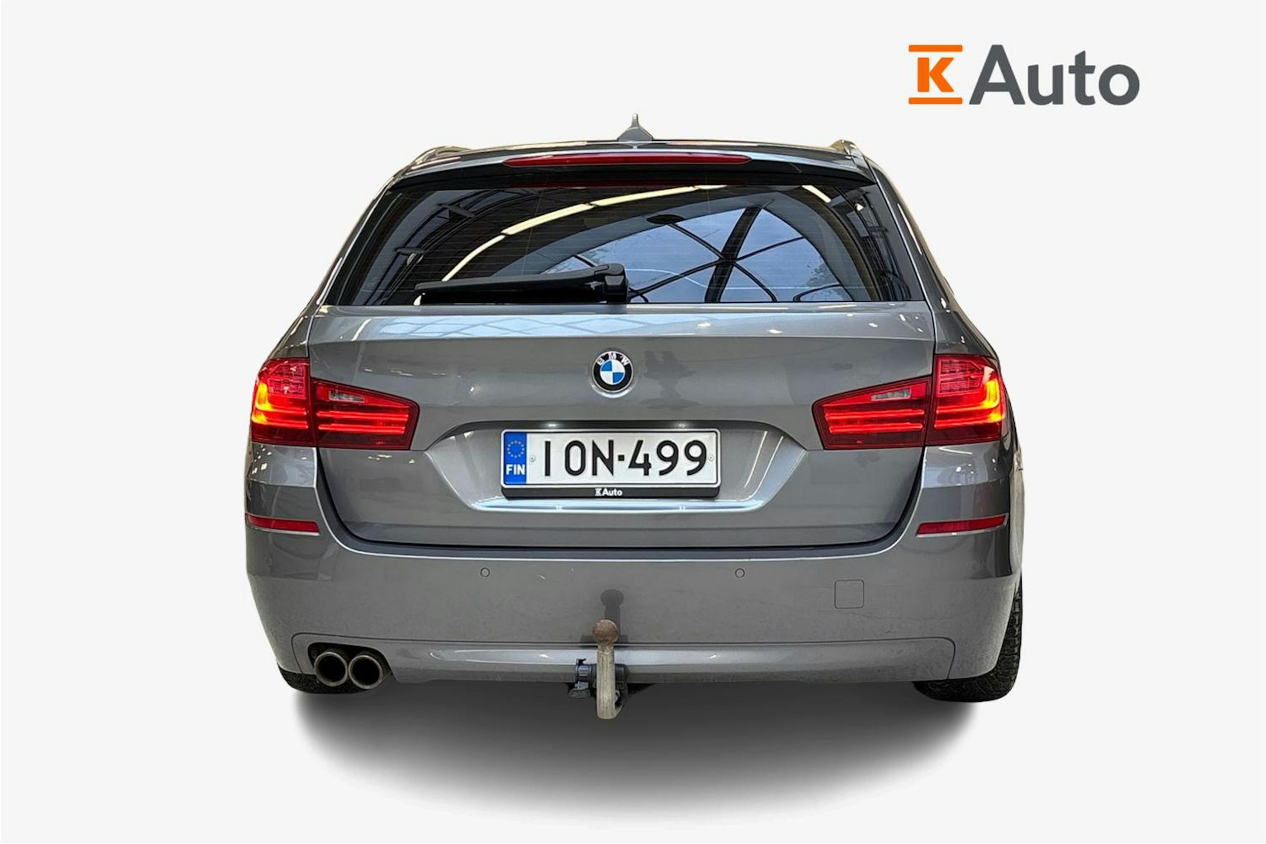 musta BMW 520 2015 kuva 3.