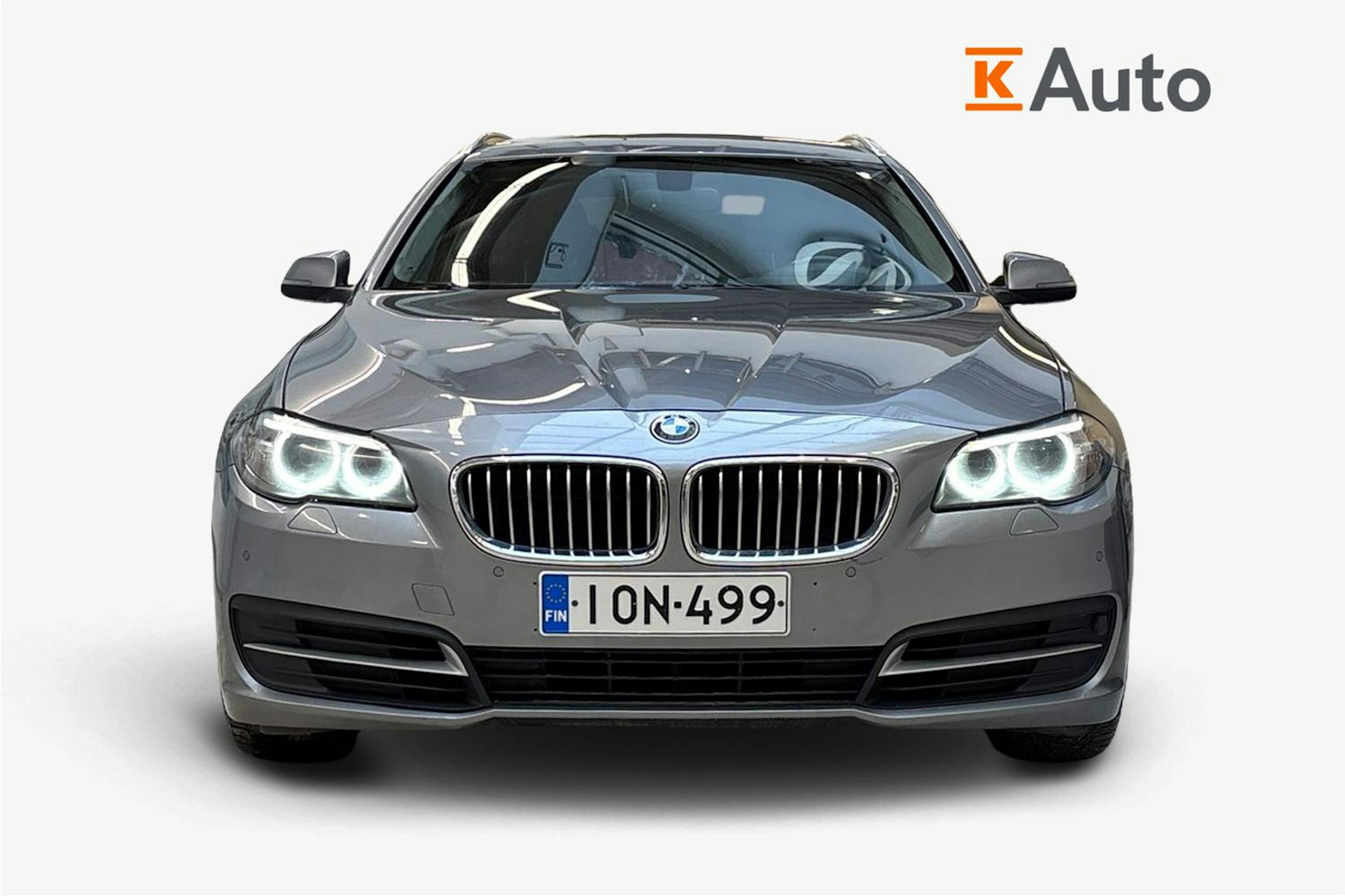 musta BMW 520 2015 kuva 5.
