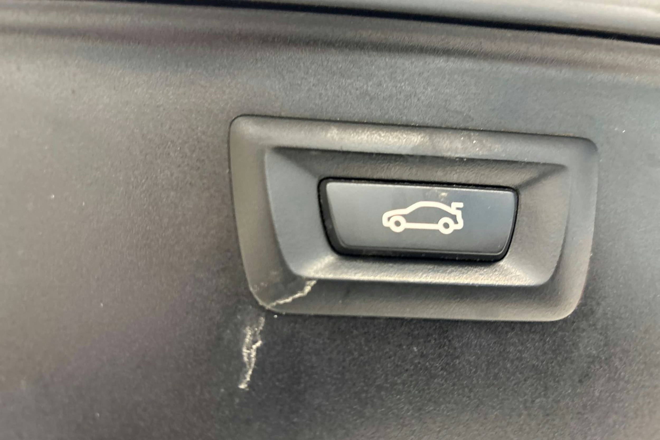 musta BMW 520 2015 kuva 15.