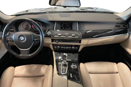 ruskea (beige) BMW 520 2015 kuva 7.