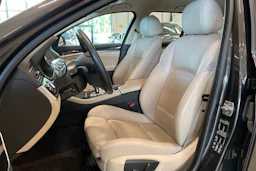 ruskea (beige) BMW 520 2015 kuva 11.