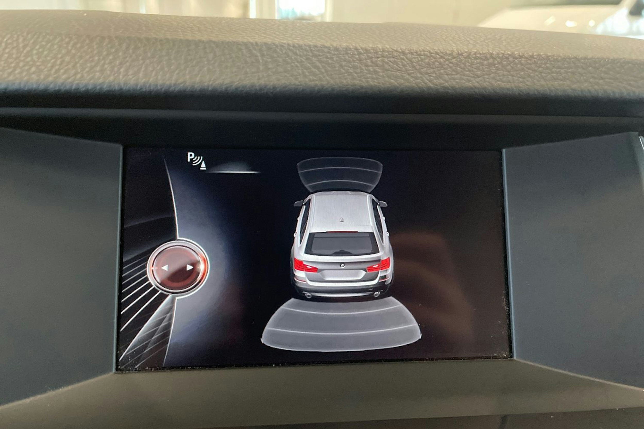 Ruskea (beige) BMW 520 2015 kuva 21.