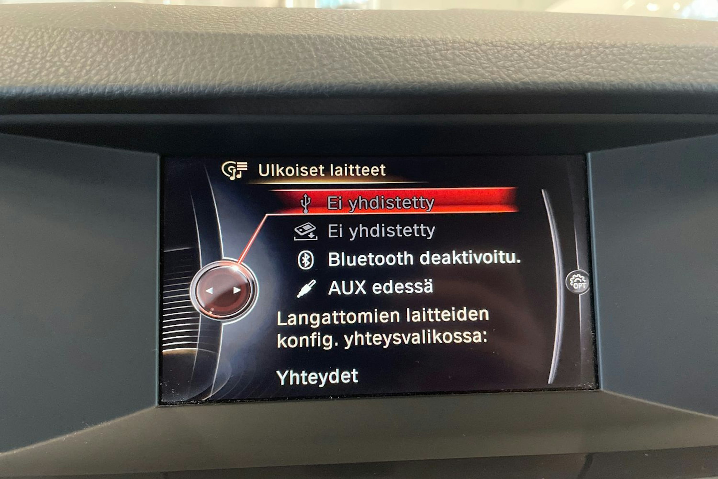 Ruskea (beige) BMW 520 2015 kuva 23.