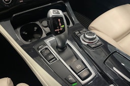 Ruskea (beige) BMW 520 2015 kuva 27.